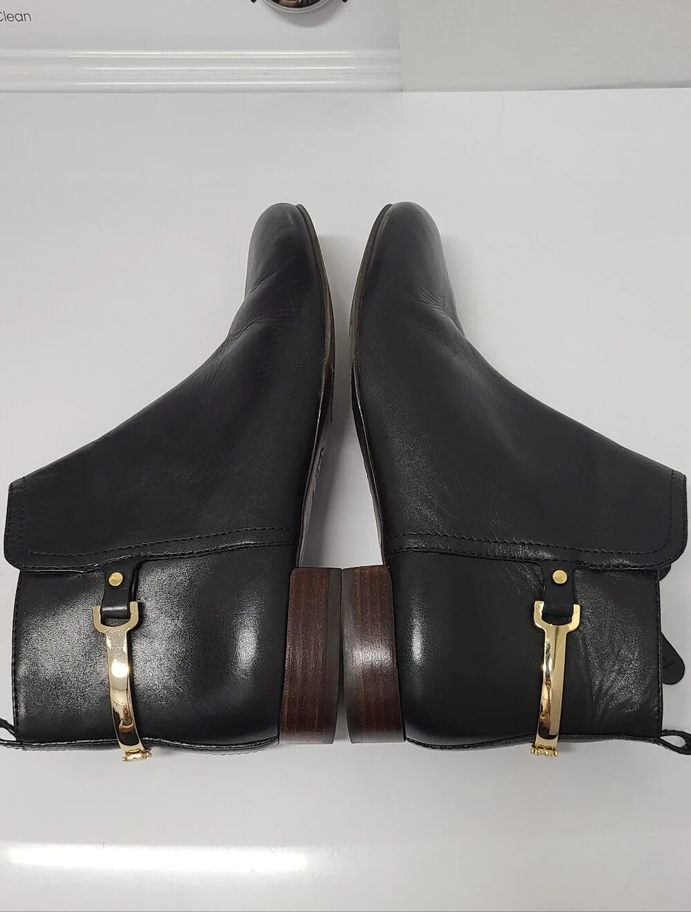 Tory Burch Jess Black Leather Ankle Boots Gold Strap Detail Sz 10